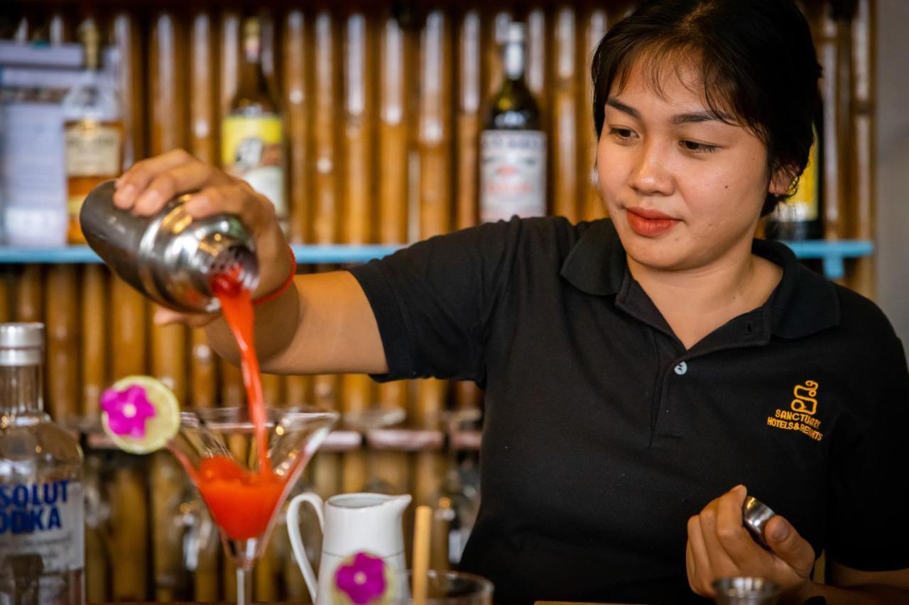 The Sanctuary Nam Ngum Beach Resort Vang Vieng Bagian luar foto