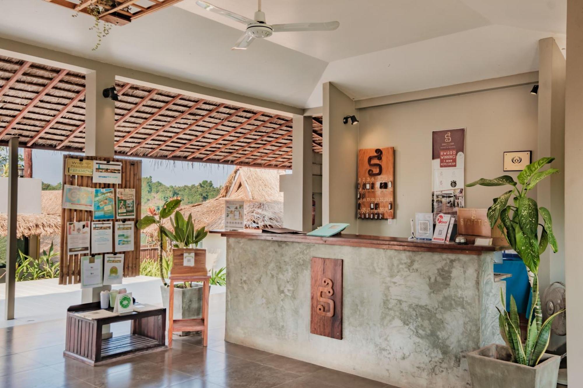 The Sanctuary Nam Ngum Beach Resort Vang Vieng Bagian luar foto