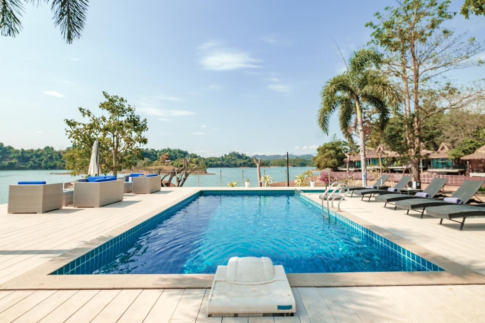 The Sanctuary Nam Ngum Beach Resort Vang Vieng Bagian luar foto