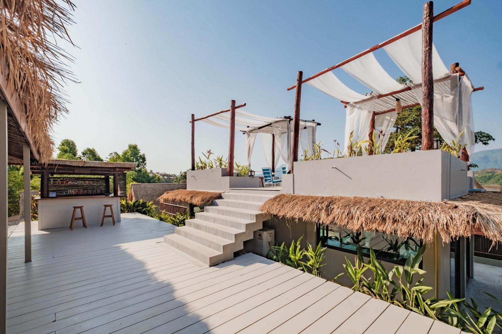 The Sanctuary Nam Ngum Beach Resort Vang Vieng Bagian luar foto