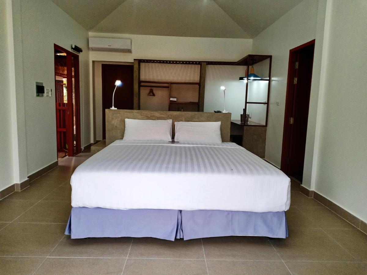 The Sanctuary Nam Ngum Beach Resort Vang Vieng Bagian luar foto